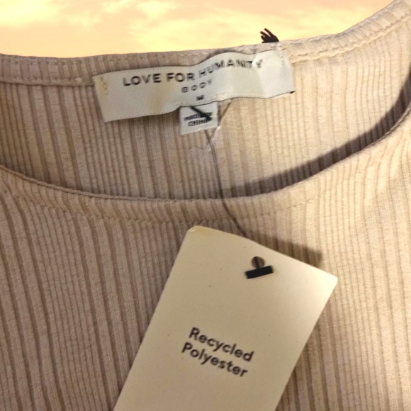 Love for Humanity Body Suit - Picture 3 of 4